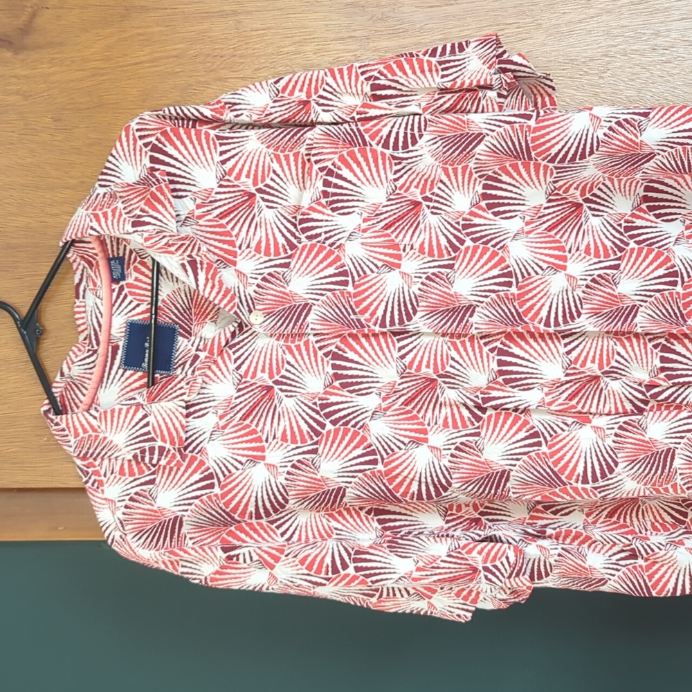 Fun Tommy Bahama Shirt